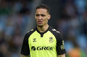 这是什么剧情？2:40曼联接受贝蒂斯对安东尼报价→5:45贝蒂斯撤回