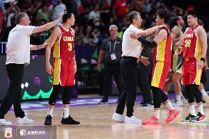 苏群：中国男篮归化一个小外援当核心后卫 可把队伍提升一个档次