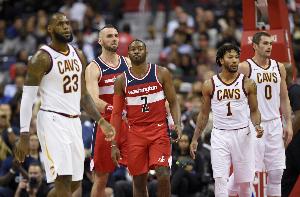 詹姆斯决定Ⅰ去公牛？查尔莫斯：他和韦德&罗斯搭档进攻端没空间