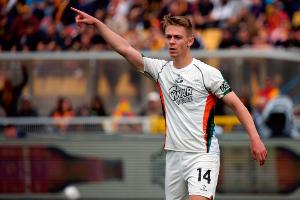 威尼斯总监：米兰1月报价过卡维利亚，但被我们拒绝了