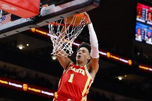 身手全面！杰伦-约翰逊近4场场均23.3分9.8板5.3助 命中率60.6%