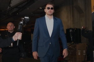 前任伤心现任起飞！马绍尔在东契奇评论区发8个😞 艾顿则是😊