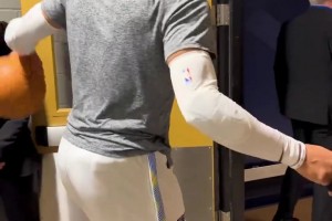 今天这表现能不能叫我一声真正的少爷！？😎