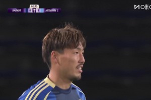 不敢相信😱！亚冠比赛，日本球队开场1分钟送乌龙球